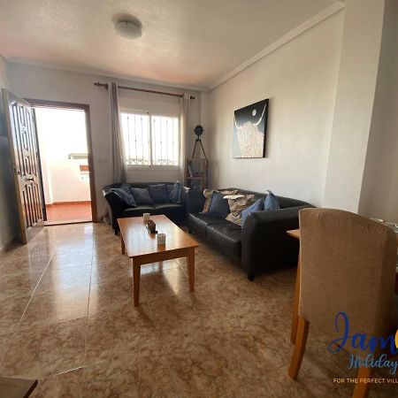 La Cinuelica, R3 1St Floor Apartment Com Pool L129 托雷维耶哈 外观 照片