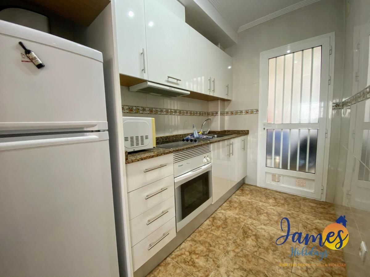 La Cinuelica, R3 1St Floor Apartment Com Pool L129 托雷维耶哈 外观 照片