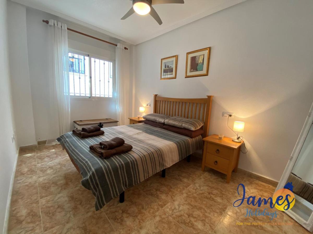 La Cinuelica, R3 1St Floor Apartment Com Pool L129 托雷维耶哈 外观 照片